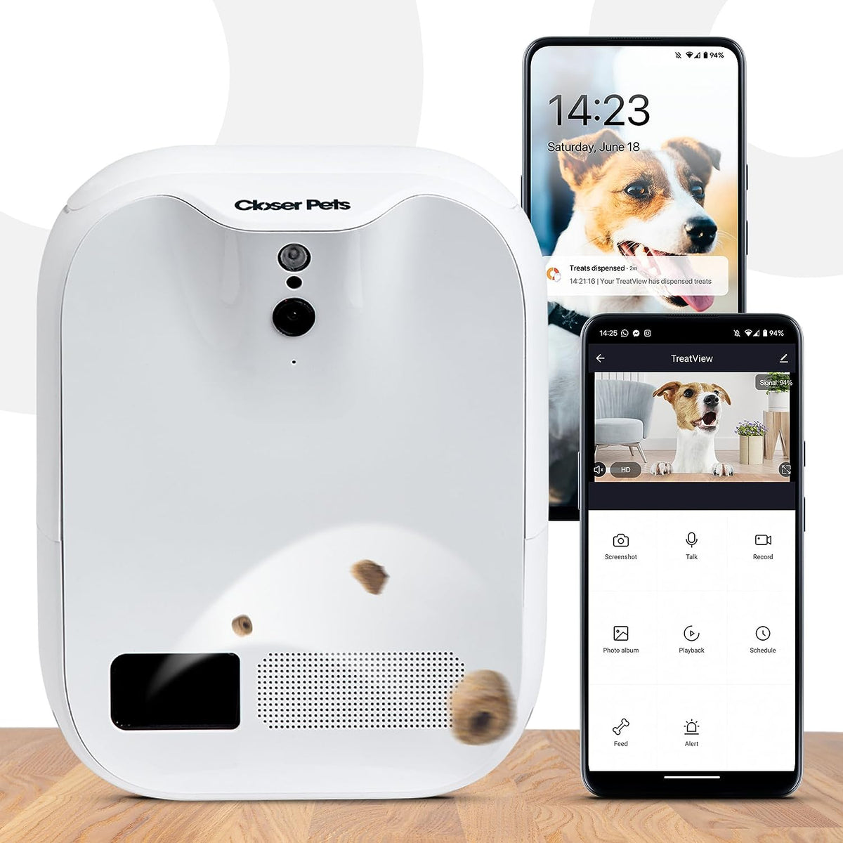 Closer Pets TreatView Pet Camera with Treat Dispenser showcasing pet monitoring and treat dispensing features.
