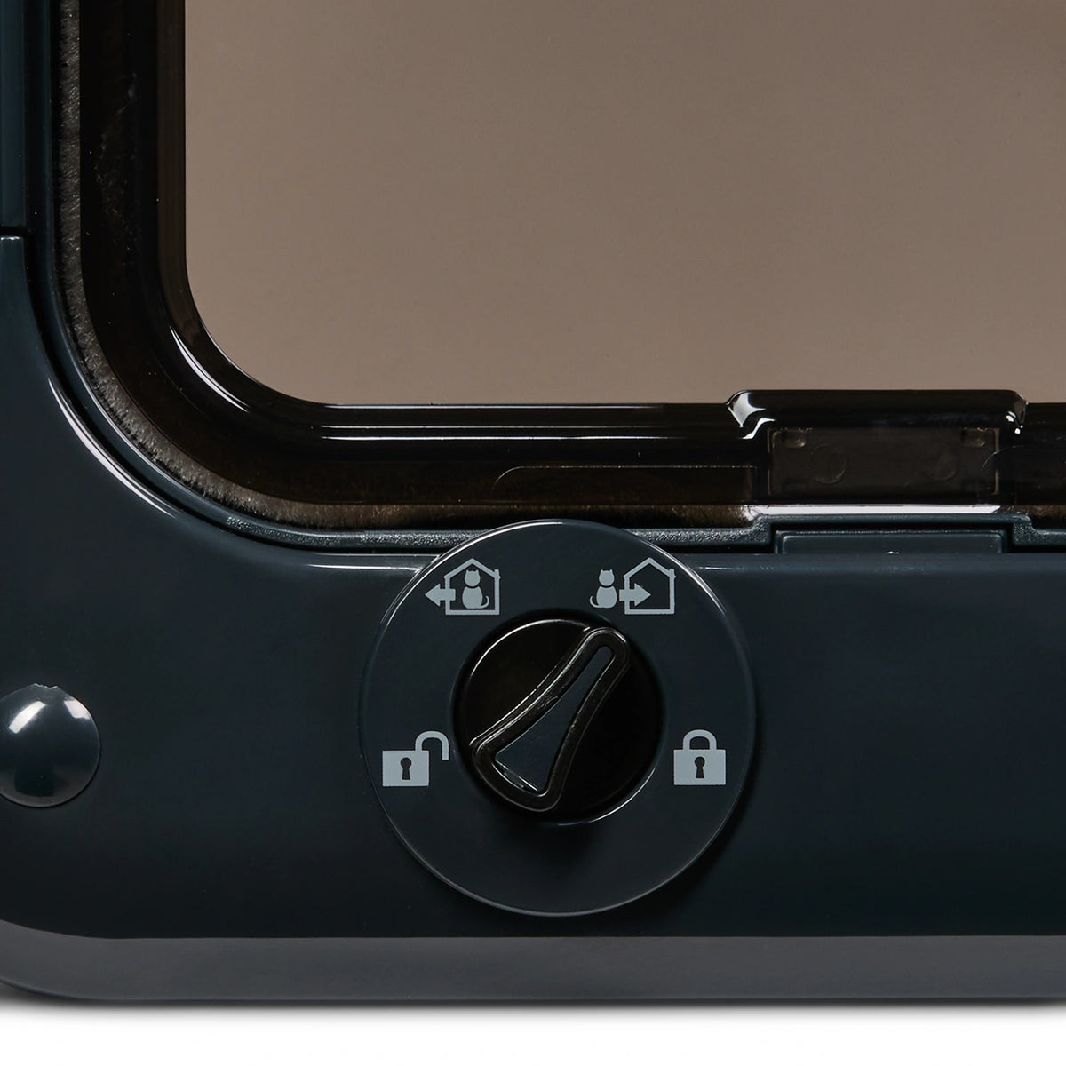 Rotary 4-Way-Locking Cat Flap (358)