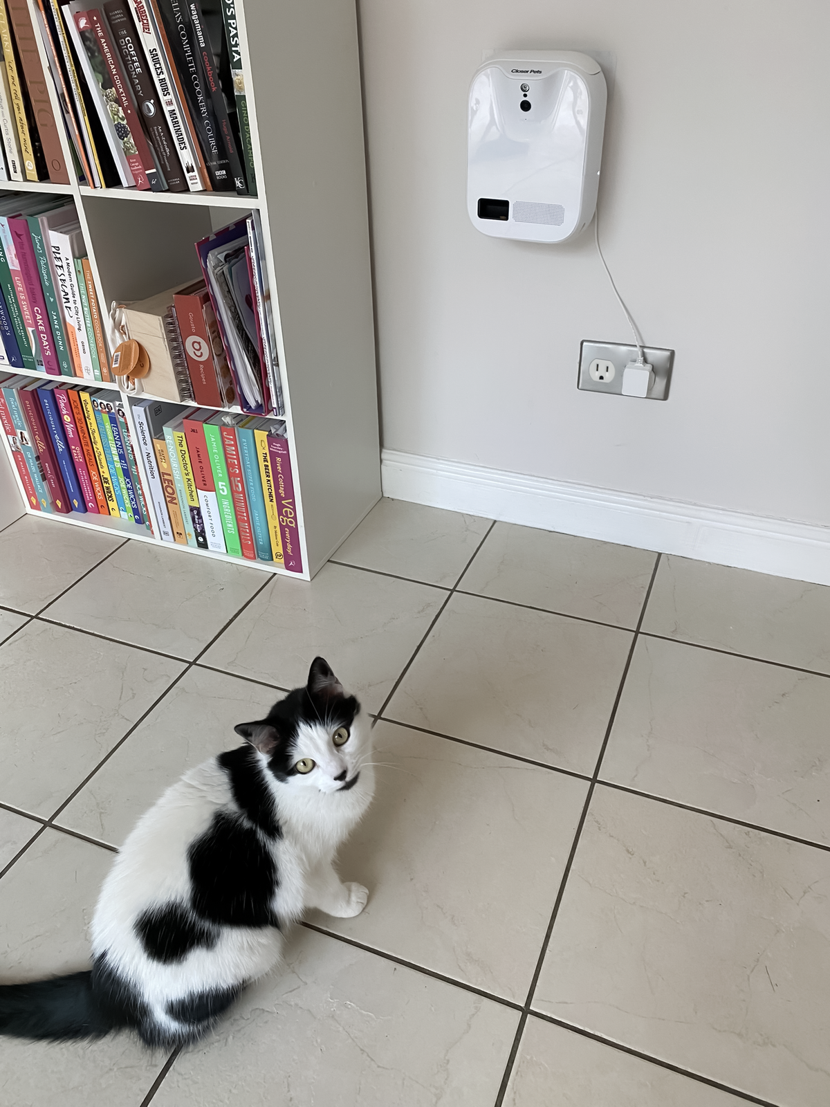 Closer Pets TreatView Pet Camera with Treat Dispenser